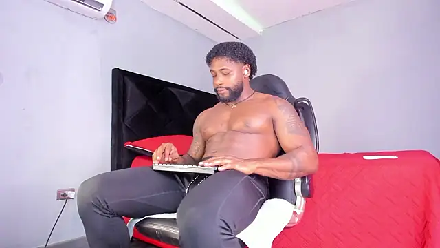 Dancelwashington online show from February 5, 9:43 pm