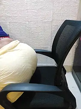 Adiba 2 online show from April 18, 7:07 pm