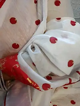 Adiba 2 online show from April 14, 5:18 pm