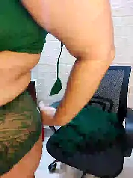 Snapshot of Adiba_2 chatting on May 19, 5:20 pm Adiba 2 online show from May 19, 5:20 pm