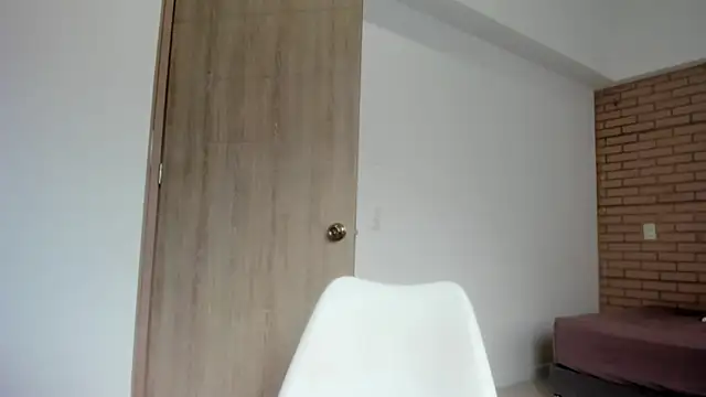 Vera Fernandez online show from February 14, 10:10 pm