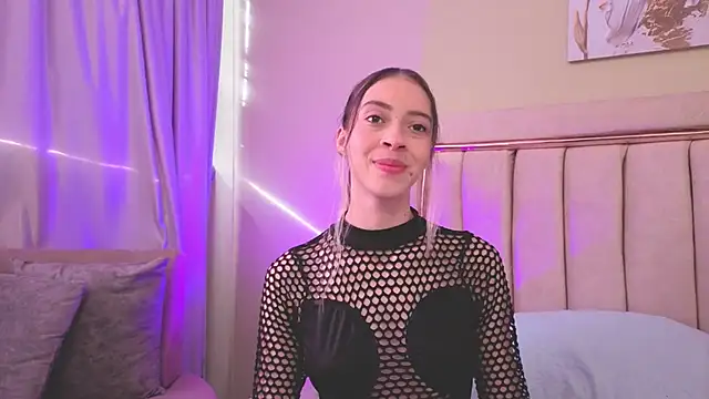 sophiia grey 1 online show from May 22, 9:13 pm