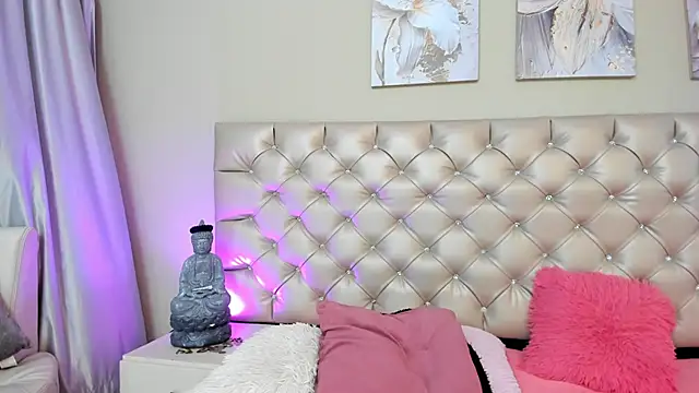 sophiia grey 1 online show from March 4, 11:32 pm