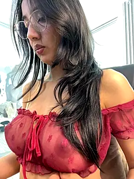 Snapshot of AnyaFloyd69 chatting on November 24, 9:04 pm AnyaFloyd69 online show from November 24, 9:04 pm