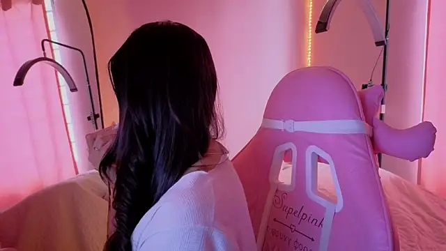 ChanellGV online show from March 16, 8:00 pm