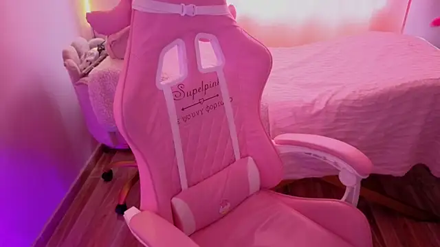 ChanellGV online show from March 22, 8:10 pm