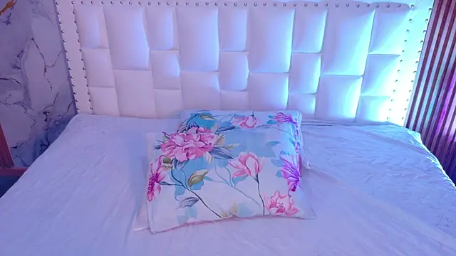 cattaleeyaa online show from February 10, 12:37 pm