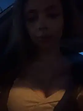 greedybratt online show from March 8, 11:28 pm