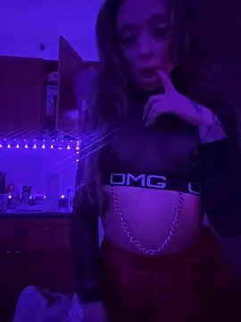 greedybratt online show from November 18, 6:39 am