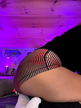 DanaeJustine online show from January 8, 10:49 pm