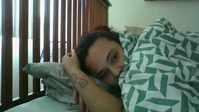 Snapshot of ExoticVibes69 chatting on September 30, 8:37 pm ExoticVibes69 online show from September 30, 8:37 pm
