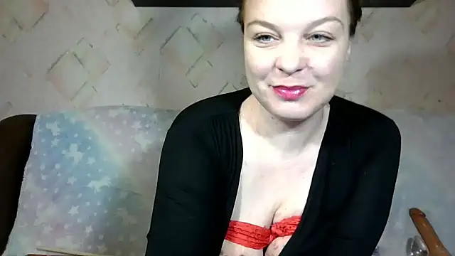 DarkIlona online show from March 13, 6:29 am