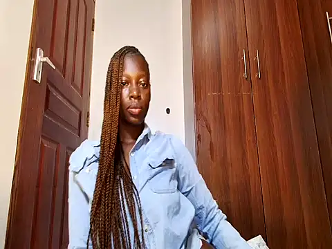 Snapshot of afro_pop chatting on October 22, 1:05 am afro pop online show from October 22, 1:05 am