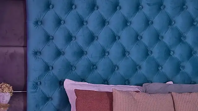 SecretSienna online show from February 28, 4:23 am