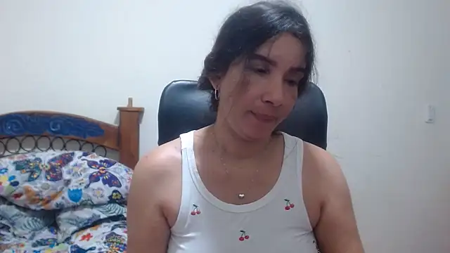 Ainhoa-hot online show from June 10, 8:37 am