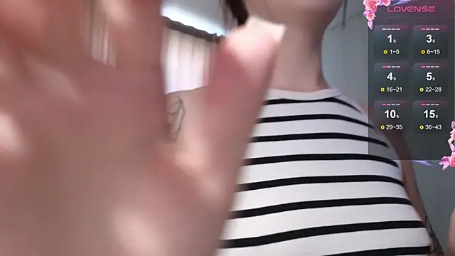 kate leoo online show from July 6, 10:22 am