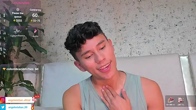 Snapshot of Angel_esteban_fx chatting on March 18, 9:56 am Angel esteban fx online show from March 18, 9:56 am