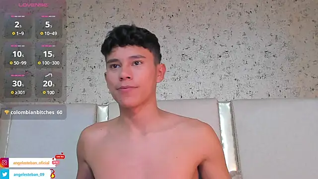 Snapshot of Angel_esteban_fx chatting on March 18, 6:50 am Angel esteban fx online show from March 18, 6:50 am