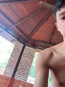 Snapshot of Angel_esteban_fx chatting on December 3, 2:16 pm Angel esteban fx online show from December 3, 2:16 pm