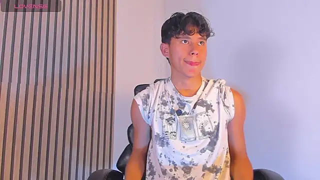 Angel esteban fx online show from May 8, 8:34 pm