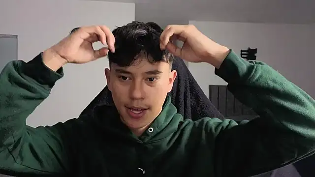 Snapshot of Angel_esteban_fx chatting on June 9, 7:26 pm Angel esteban fx online show from June 9, 7:26 pm
