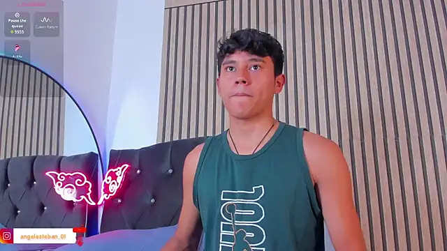 Angel esteban fx online show from March 29, 9:38 pm