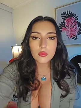 freya bella  online show from May 17, 11:05 pm