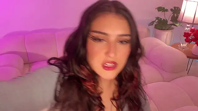 freya bella  online show from March 8, 5:17 am