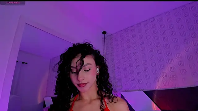 Snapshot of MiissCharlotte chatting on November 5, 3:53 am MiissCharlotte online show from November 5, 3:53 am