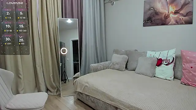 Adele Rimm online show from March 13, 4:17 am