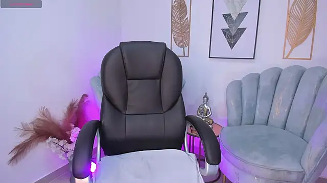 Aida adams online show from March 8, 12:08 pm