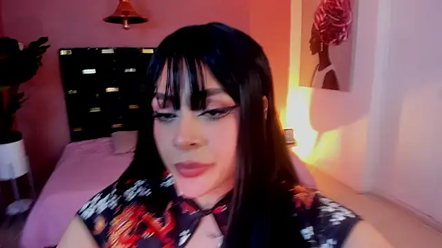 Red lady online show from May 30, 3:57 am