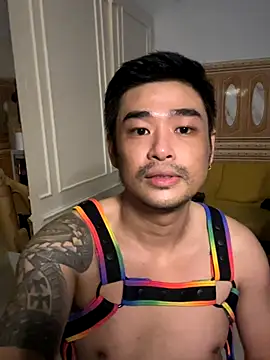 Snapshot of Asianhif chatting on October 29, 8:08 pm Asianhif online show from October 29, 8:08 pm