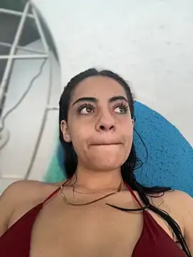 Snapshot of hannacruzsj chatting on December 5, 6:50 pm hannacruzsj online show from December 5, 6:50 pm