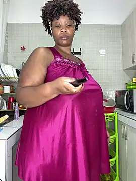 MsWhiteChocolatte online show from April 17, 10:45 pm