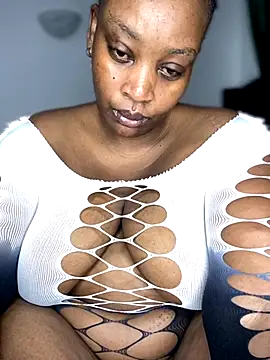 MsWhiteChocolatte online show from November 23, 9:19 am