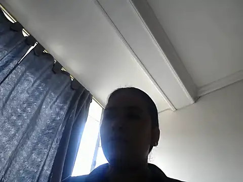 Laura martin  online show from December 22, 3:34 pm