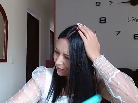 Laura martin  online show from February 28, 2:20 pm