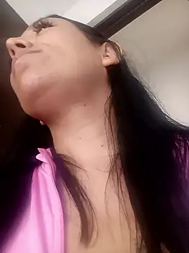 Laura martin  online show from January 8, 12:55 pm