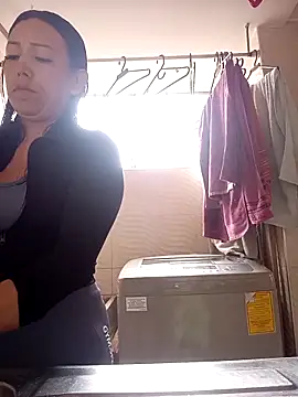 Laura martin  online show from March 17, 12:52 pm