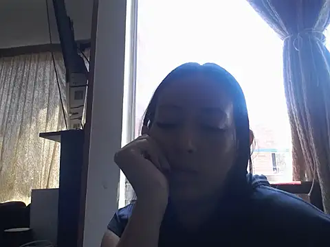 Laura martin  online show from February 26, 4:40 pm