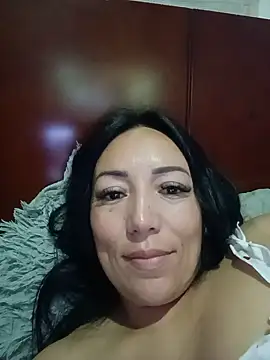 Laura martin  online show from May 10, 8:07 am