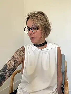 marinella07 online show from March 18, 12:17 pm