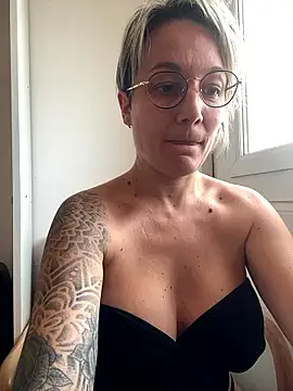 marinella07 online show from January 8, 9:15 am