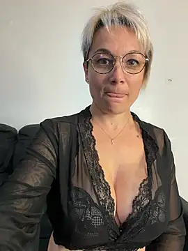 marinella07 online show from June 12, 7:39 am