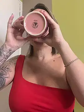 marinella07 online show from December 9, 9:39 am