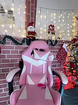Juanelopez1 online show from December 14, 2:51 am