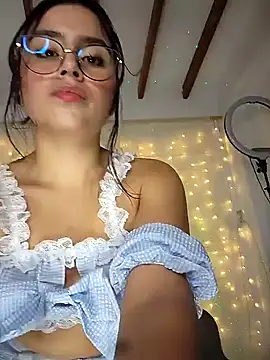 Juanelopez1 online show from February 2, 4:59 am