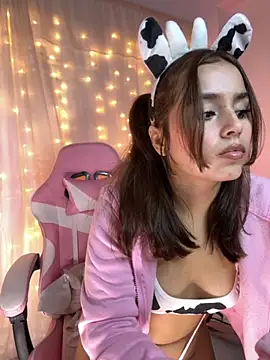 Juanelopez1 online show from October 2, 3:10 am