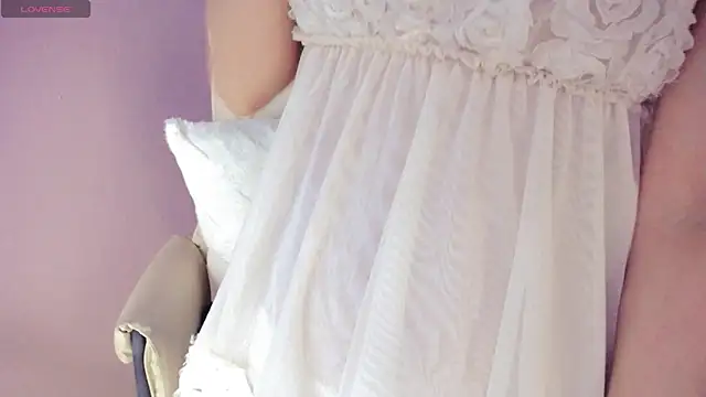   18Angel   online show from October 25, 6:19 pm